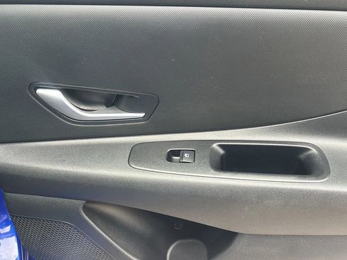 Used 2021 Hyundai Elantra SEL FWD image 32