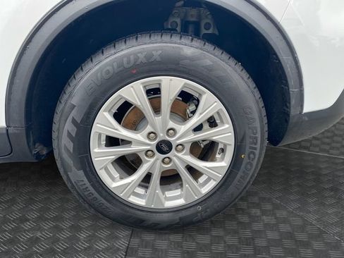 Used 2024 Ford Escape Active w/ Cold Weather Package FWD image 34