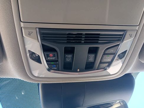 Used 2023 Acura RDX AWD image 27