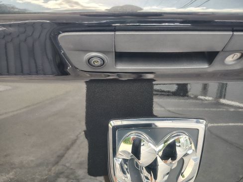 Certified 2017 RAM 1500 Big Horn AWD/4WD image 10