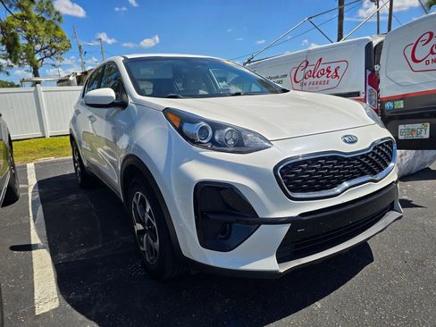 Certified 2021 Kia Sportage LX FWD image 1