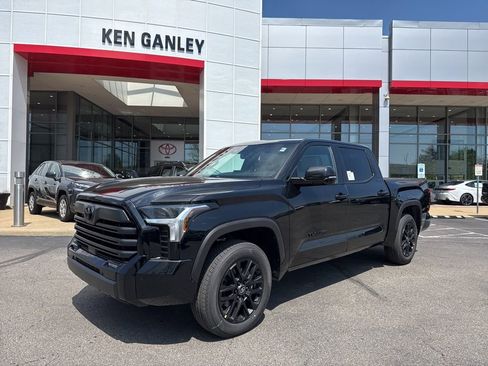 New 2026 Toyota Tundra 4x4 CrewMax image 1