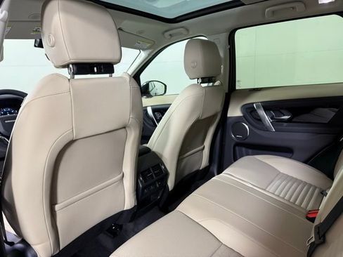 New 2025 Land Rover Discovery Sport S image 28