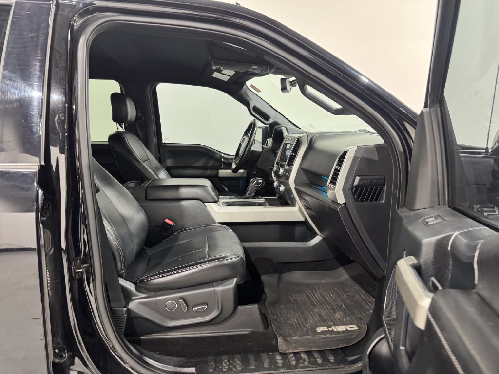 Used 2018 Ford F150 Lariat w/ Equipment Group 502A Luxury AWD/4WD image 20