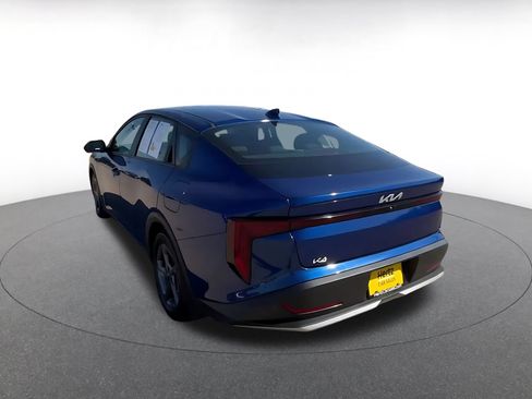 Used 2025 Kia K4 FWD image 11