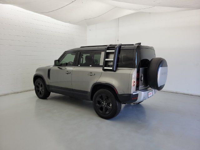Used 2021 Land Rover Defender 110 SE AWD/4WD image 7