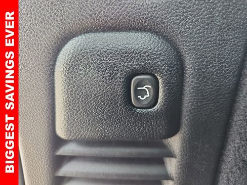 Used 2024 Dodge Durango GT image 14