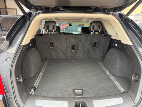 Used 2017 Cadillac XT5 Luxury FWD image 9