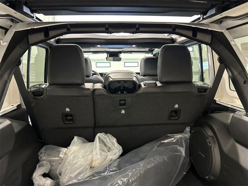 New 2025 Jeep Wrangler Sahara w/ Technology Group image 35