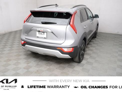 New 2026 Kia Niro EX FWD image 5