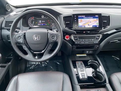 Certified 2022 Honda Ridgeline Black Edition image 15