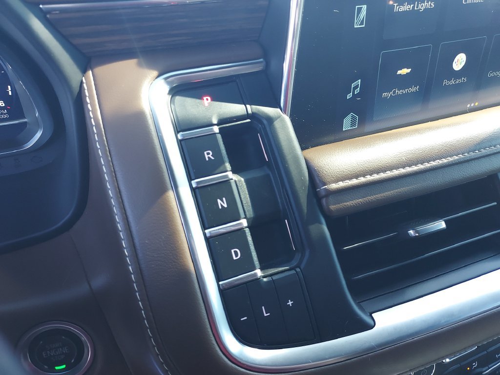 Used 2022 Chevrolet Tahoe High Country AWD/4WD image 26
