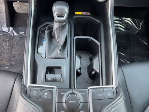 Certified 2025 Toyota Grand Highlander AWD image 28