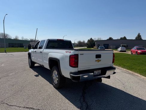 Used 2015 Chevrolet Silverado 3500 LT w/ LT Convenience Package image 3