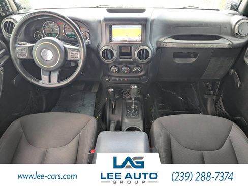 Used 2015 Jeep Wrangler Unlimited Sport w/ Connectivity Group image 11