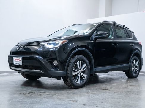 Certified 2017 Toyota RAV4 XLE image 3
