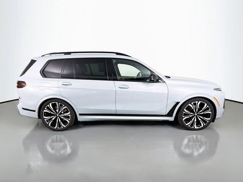 Used 2024 BMW X7 M60i w/ Executive Package image 8