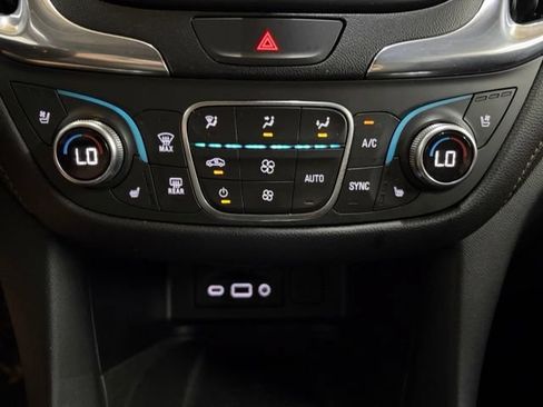 Used 2019 Chevrolet Equinox Premier AWD/4WD image 44