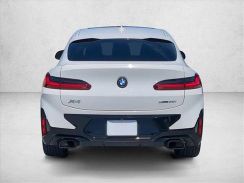 Used 2024 BMW X4 xDrive30i w/ M Sport Package AWD/4WD image 6