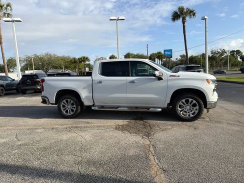New 2026 Chevrolet Silverado 1500 LTZ w/ LTZ Premium Package AWD/4WD image 16