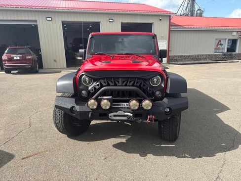 Used 2014 Jeep Wrangler Unlimited Rubicon AWD/4WD image 8