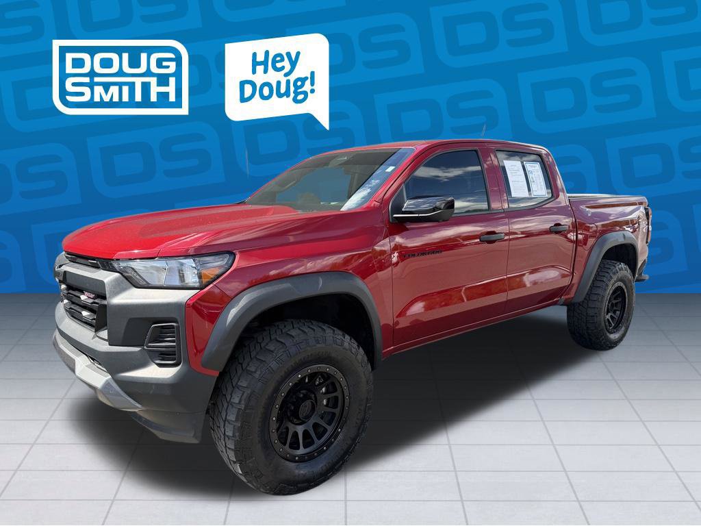 Used 2023 Chevrolet Colorado Trail Boss w/ Technology Package AWD/4WD image 1