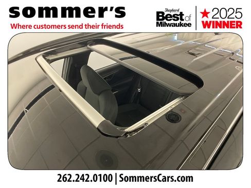 Used 2024 Toyota RAV4 SE w/ Convenience Package AWD/4WD image 18