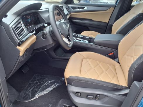 New 2026 Volkswagen Atlas Cross Sport SE FWD image 9