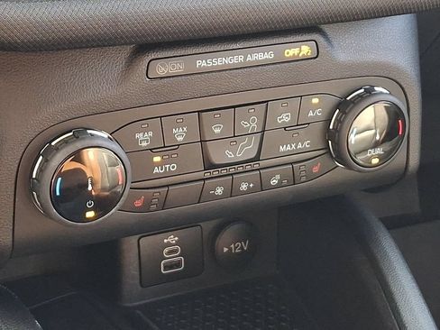 Certified 2023 Ford Bronco Sport Outer Banks w/ Tech Package AWD/4WD image 16