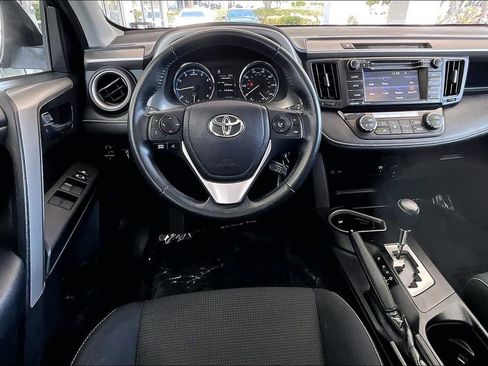 Certified 2016 Toyota RAV4 XLE AWD/4WD image 8