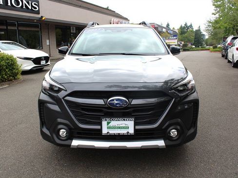 Used 2023 Subaru Outback Limited image 7