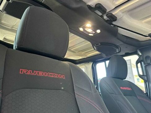Certified 2021 Jeep Wrangler Unlimited Rubicon AWD/4WD image 14