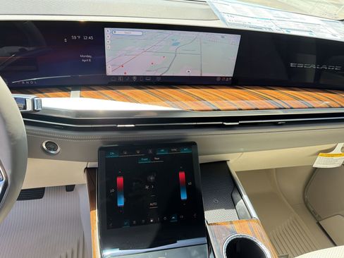 Used 2026 Cadillac Escalade Platinum Sport w/ LPO, Floor Liner Package image 26