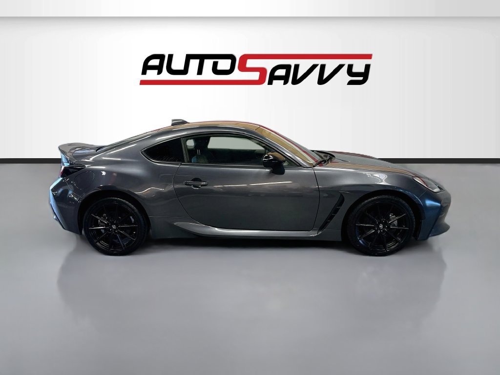 Used 2024 Toyota GR86 Premium RWD image 8