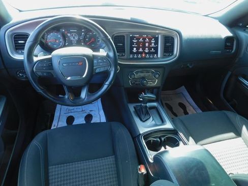 Used 2019 Dodge Charger SXT w/ Blacktop Package image 19