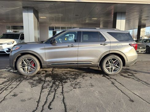 New 2026 Ford Explorer ST w/ Sun And Sound Package image 3