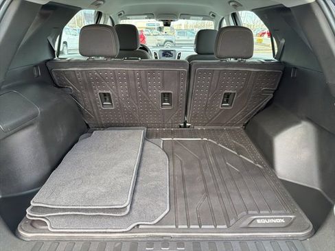 Used 2023 Chevrolet Equinox LS image 30