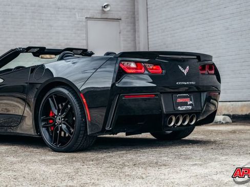 Used 2014 Chevrolet Corvette Stingray Z51 w/ 3LT Preferred Equipment Group image 56