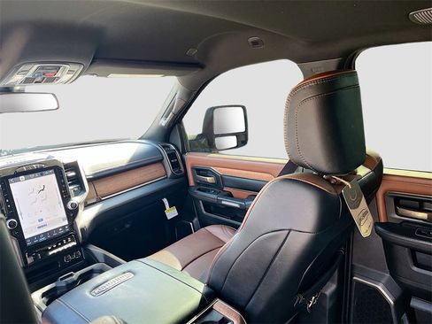 Used 2023 RAM 3500 Limited image 23