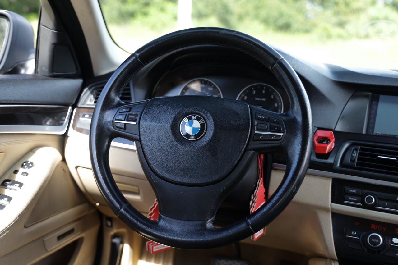 Used 2011 BMW 528i Sedan RWD image 28