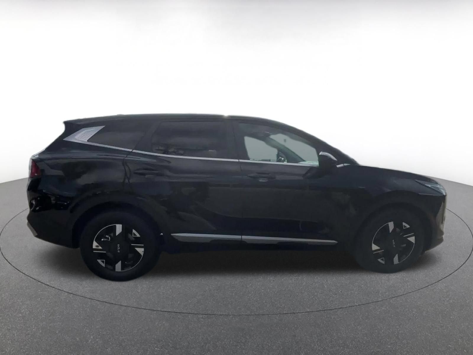 Used 2026 Kia Sportage LX FWD image 15