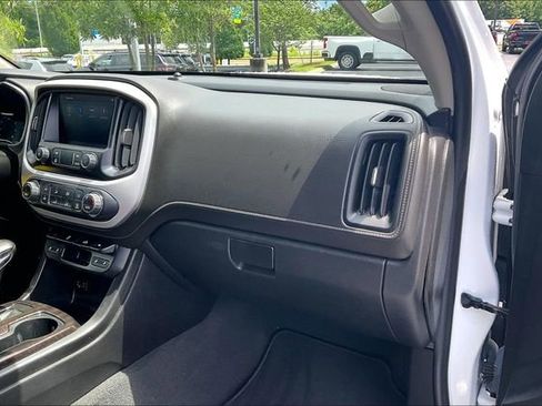 Used 2022 GMC Canyon Elevation w/ Elevation Premium Package AWD/4WD image 16