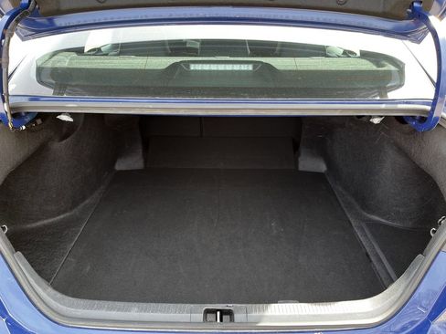 Used 2025 Toyota Camry SE image 27