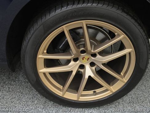 Used 2023 Porsche Macan image 45