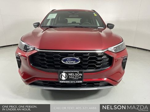 Used 2024 Ford Escape ST-Line w/ Tech Pack #1 image 2