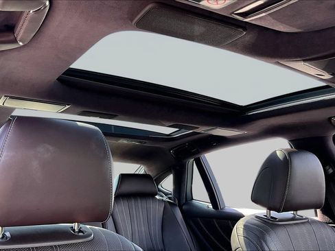 Used 2018 Lexus LS 500 w/ Luxury Package RWD image 22