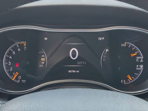 Certified 2018 Jeep Grand Cherokee Limited AWD/4WD image 16