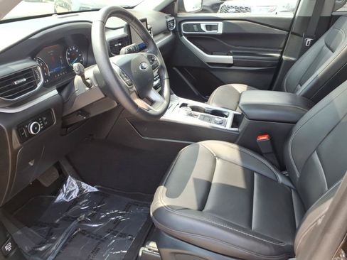 Certified 2024 Ford Explorer XLT w/ Equipment Group 202A AWD/4WD image 12