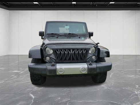 Used 2014 Jeep Wrangler Unlimited Sahara w/ Dual Top Group image 6