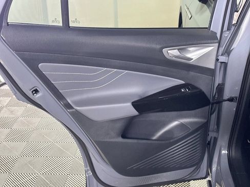 Used 2023 Volkswagen ID.4 Pro S RWD image 21
